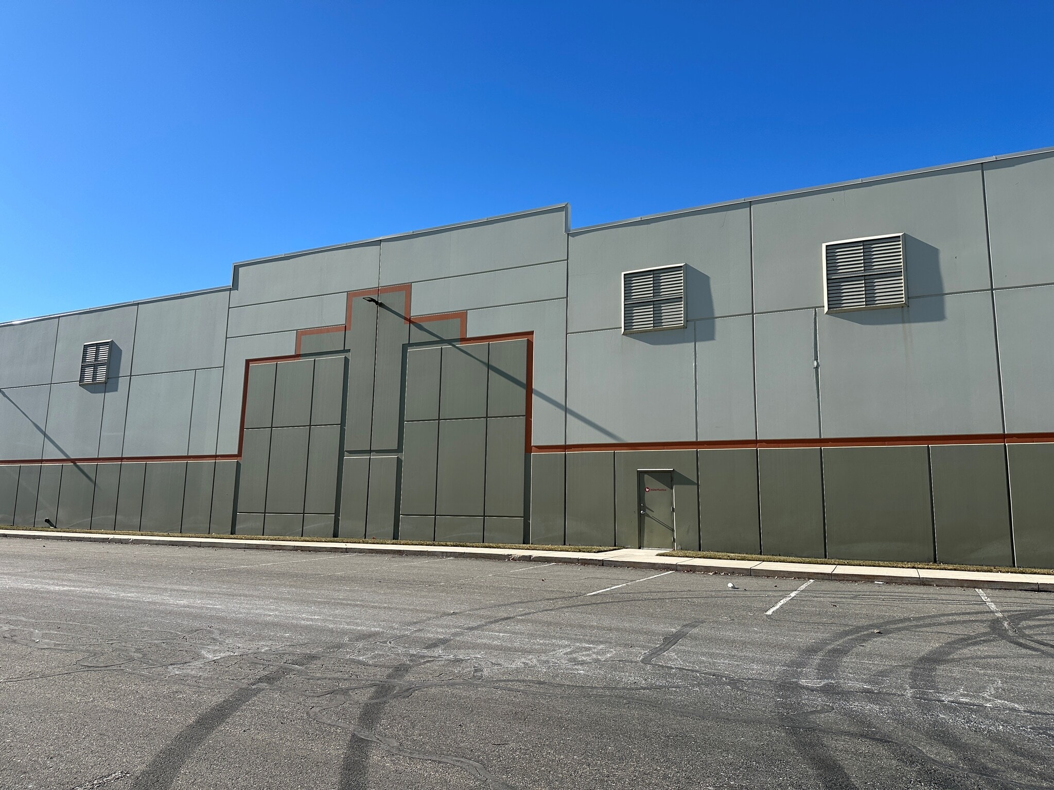 1940 S 4650 W, Salt Lake City, UT for lease Building Photo- Image 1 of 6
