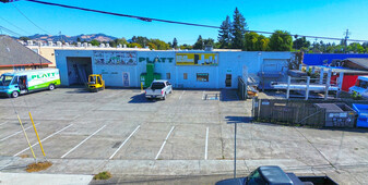 Warehouse/Showroom for Lease - Warehouse