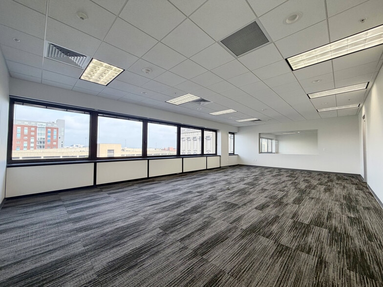 500 N Meridian St, Indianapolis, IN for lease - Building Photo - Image 2 of 3