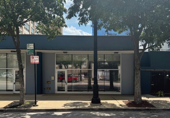 2111 S Michigan Ave, Chicago, IL à louer - Photo du bâtiment - Image 2 de 29