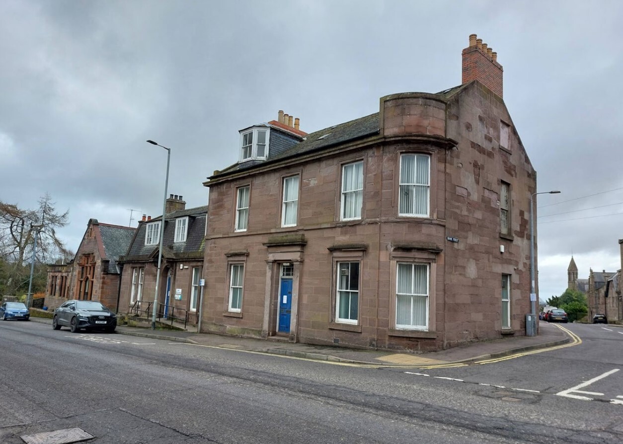 28-30 Panmure St, Brechin for sale Primary Photo- Image 1 of 8