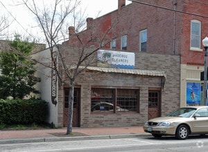 7 E Mellen St, Hampton, VA à louer Photo du bâtiment- Image 2 de 3