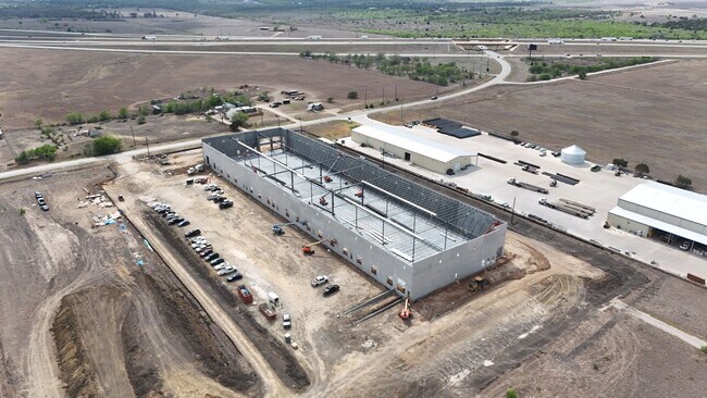 More details for 633 E Lone Star Dr, Mustang Ridge, TX - Industrial for Lease