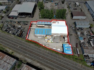 Plus de détails pour 8235 N Kerby Ave, Portland, OR - Industriel à vendre