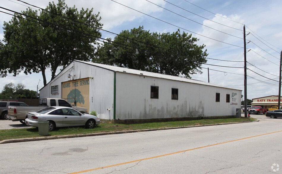 800 Avenue D, Katy, TX à vendre - Photo du bâtiment - Image 2 de 32