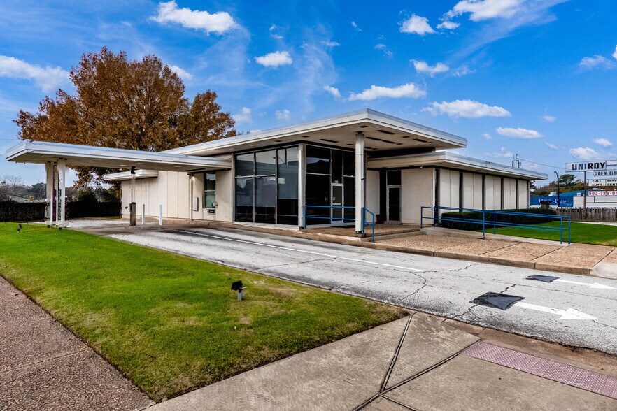 412 E Lacy St, Palestine, TX à vendre - Photo principale - Image 1 de 14