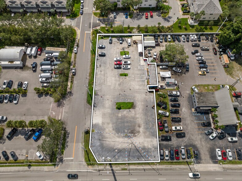 3100 NW 30th Ave, Oakland Park, FL à louer - Photo du bâtiment - Image 2 de 5