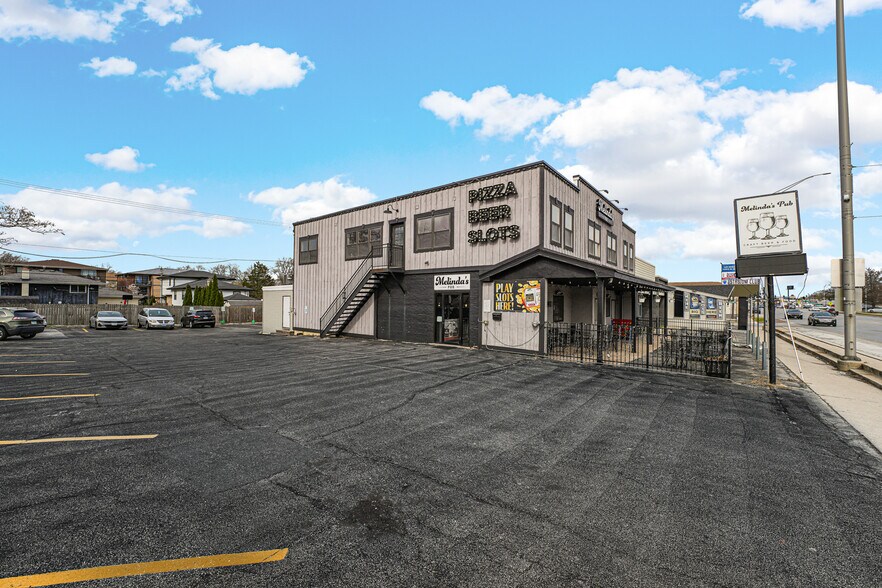 6906 W 111th St, Worth, IL à vendre - Photo du bâtiment - Image 3 de 16