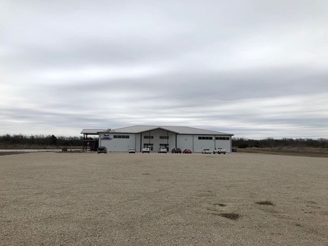 1705 South I-45 East, Corsicana, TX for lease - Building Photo - Image 3 of 17