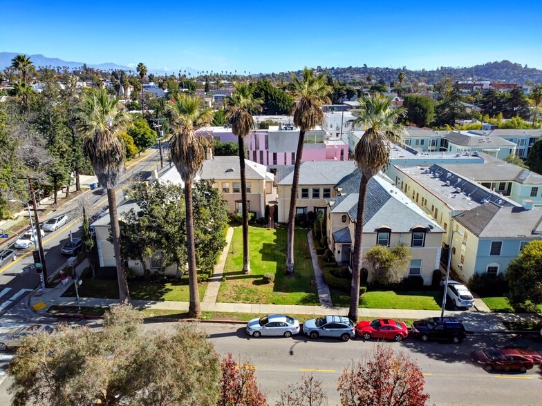 1852-1862 N Edgemont St, Los Angeles, CA for sale - Building Photo - Image 3 of 21