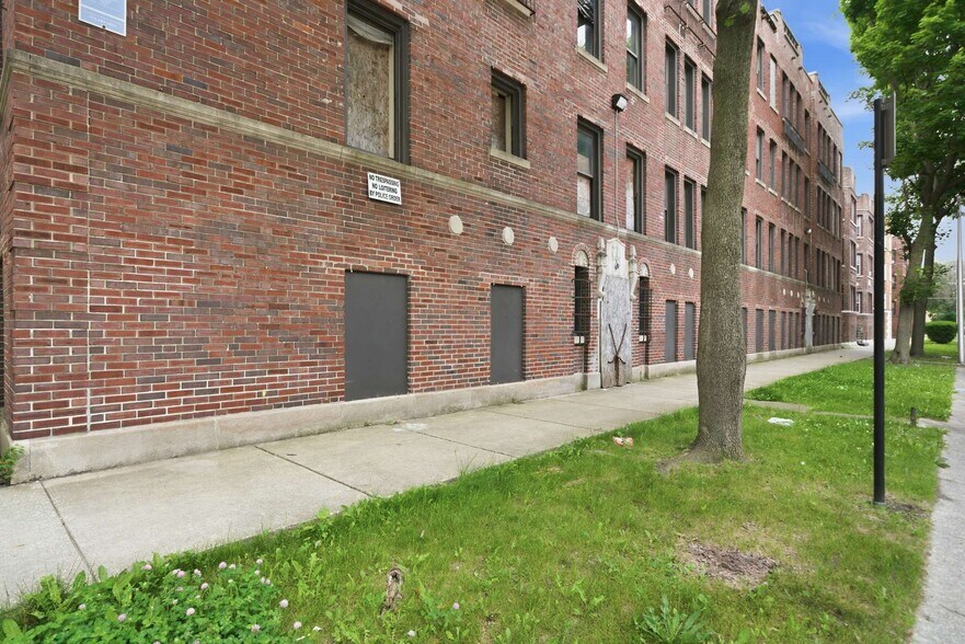 6802-6808 S Prairie Ave, Chicago, IL à vendre - Photo du bâtiment - Image 2 de 19
