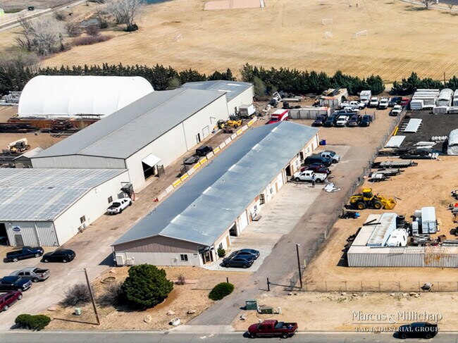 Plus de détails pour 644 N 7th Ave, Brighton, CO - Industriel à vendre