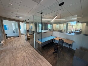 3-31 S Evergreen Ave, Arlington Heights, IL for lease Interior Photo- Image 2 of 15
