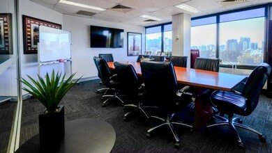 303 Coronation Dr, Milton for lease Interior Photo- Image 2 of 5