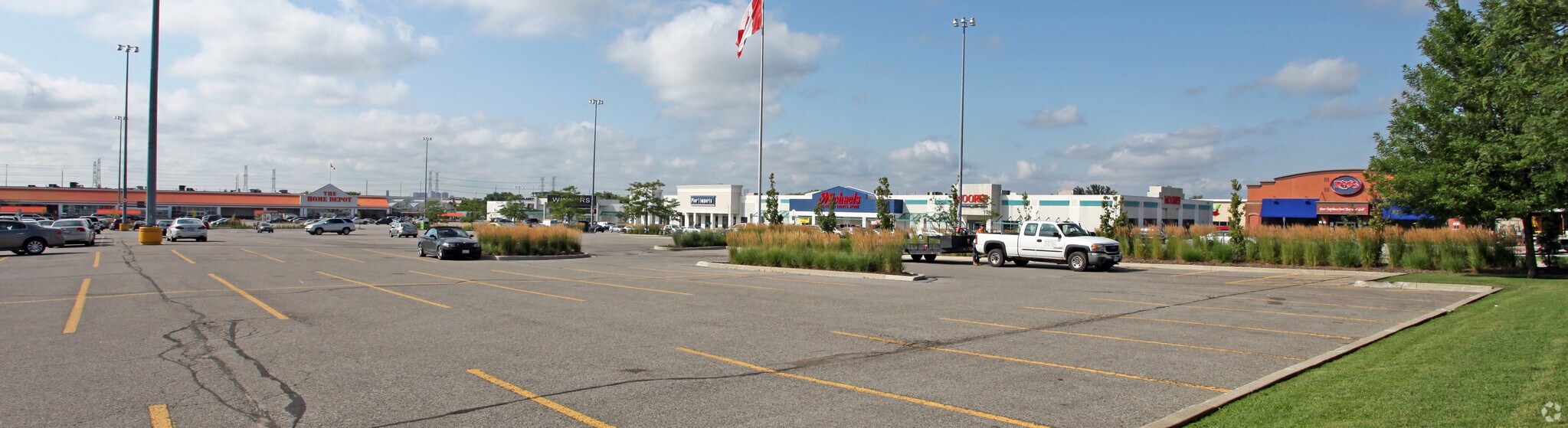 3075 Highway 7 East, Markham, ON à vendre Photo du bâtiment- Image 1 de 1