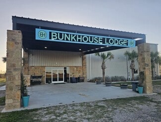 Plus de détails pour 1811 State Highway 185 E, Seadrift, TX - Services hôteliers à vendre
