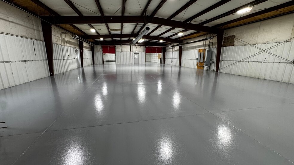 1540 Genesis Dr, La Porte, IN for lease - Building Photo - Image 3 of 13