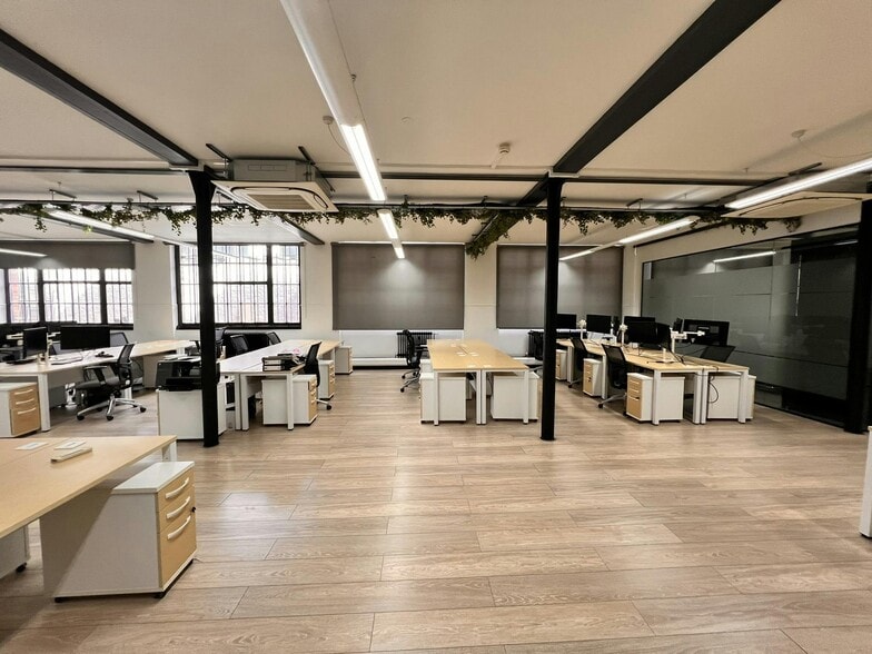 5-6 Underhill St, London for lease - Interior Photo - Image 3 of 18