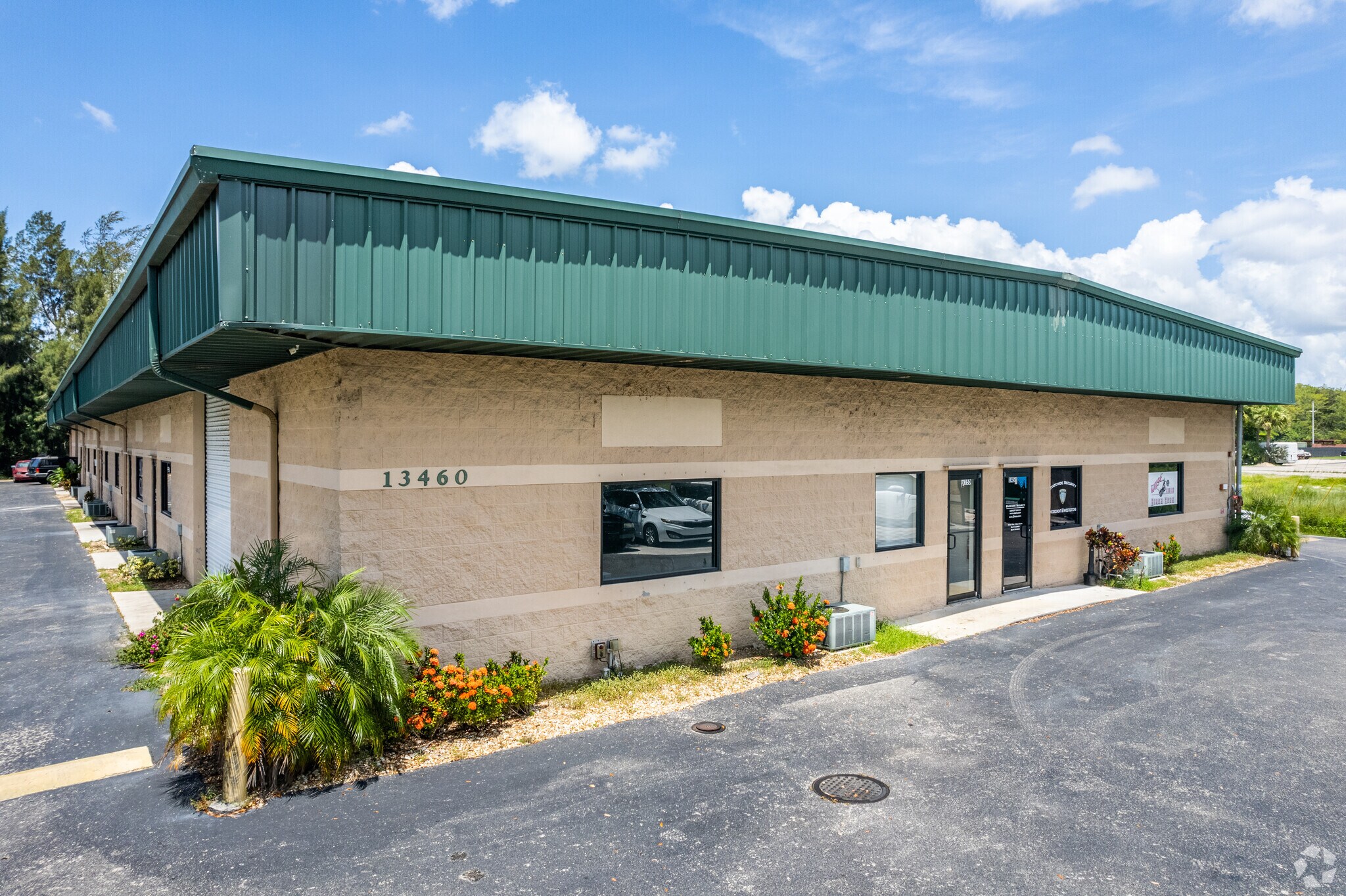 13460 Rickenbacker Pky, Fort Myers, FL à louer Photo principale- Image 1 de 10