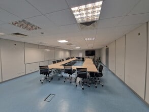 Stoneywood Park N, Dyce à louer Photo du bâtiment- Image 1 de 2