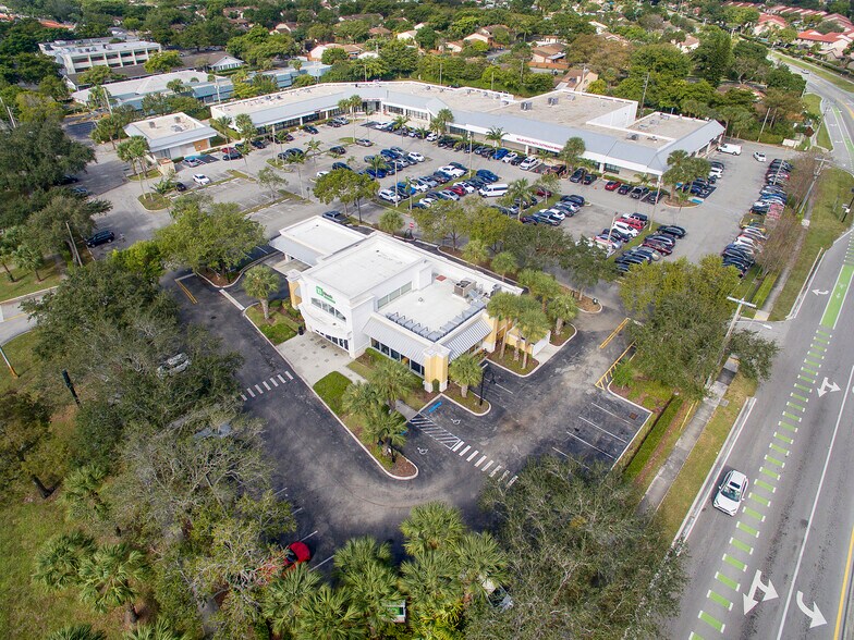 3131-3231 W Inverrary Blvd, Lauderhill, FL à louer - Photo du bâtiment - Image 3 de 16