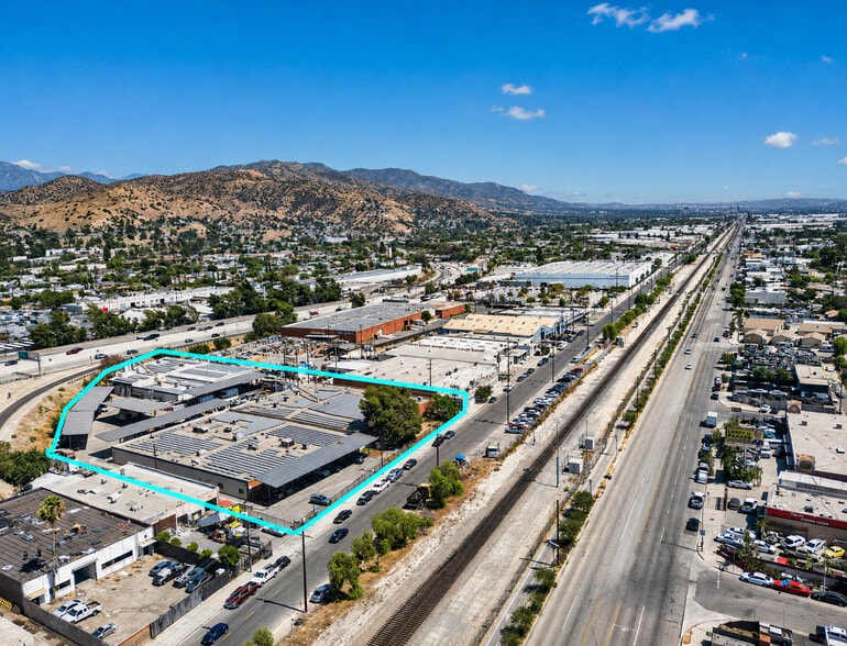 8484 San Fernando Rd, Sun Valley, CA for lease - Building Photo - Image 2 of 25