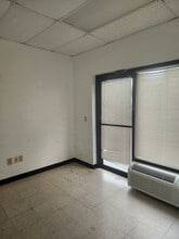 11220 S Highway 6, Sugar Land, TX for lease Interior Photo- Image 2 of 5