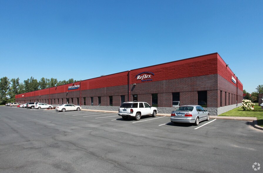 1825-1845 Buerkle Rd, Saint Paul, MN for lease - Primary Photo - Image 1 of 6