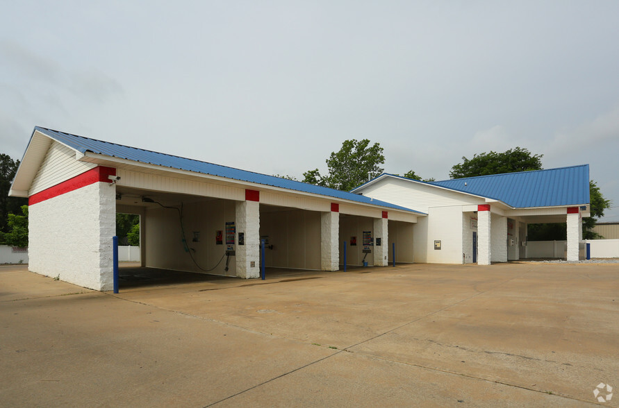 1425 E Oak St, Conway, AR for sale - Primary Photo - Image 1 of 1