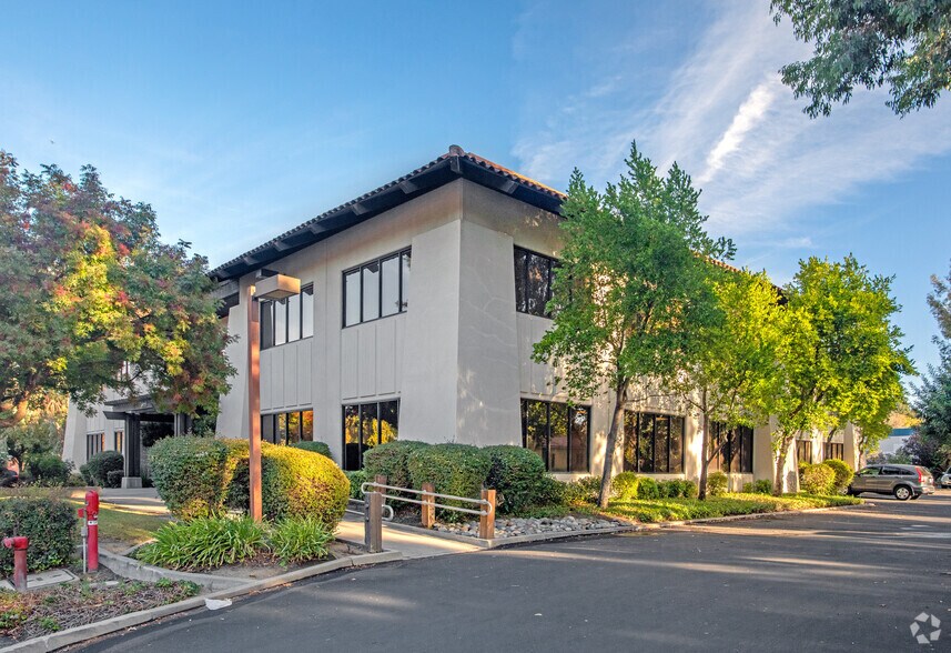 6920 Santa Teresa Blvd, San Jose, CA à louer - Photo du bâtiment - Image 1 de 11