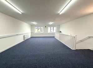 Oxencombe Rd, Chudleigh for lease Interior Photo- Image 2 of 2