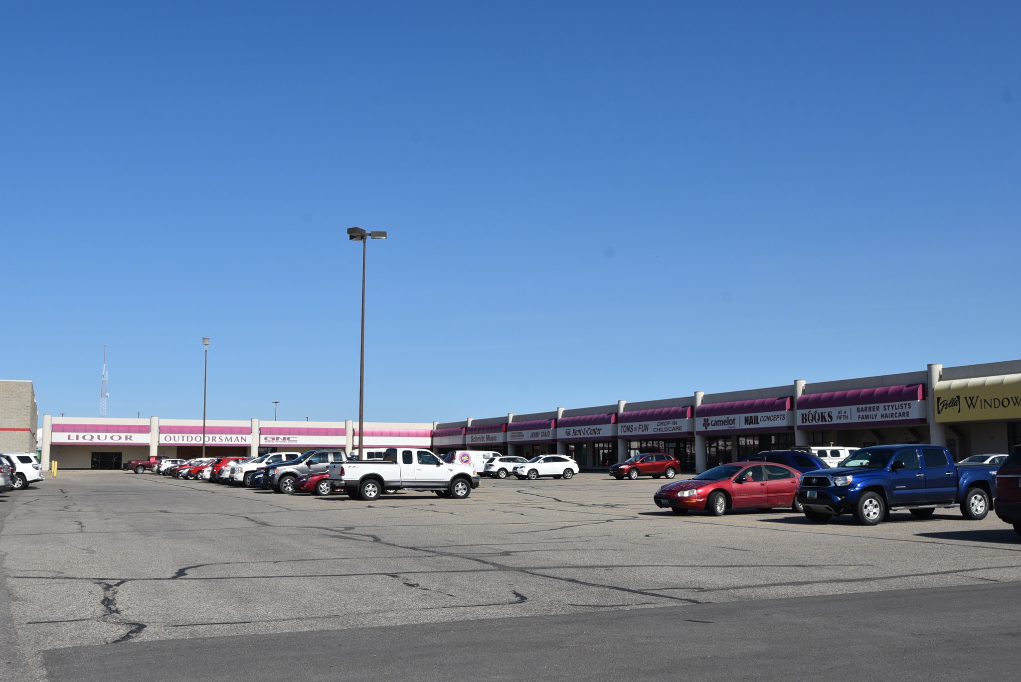 4101 13th Ave S, Fargo, ND for lease Building Photo- Image 1 of 3