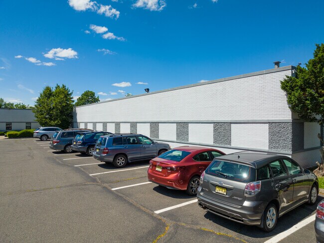 Plus de détails pour 1 Lisbon St, Clifton, NJ - Industriel à vendre