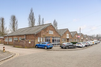 Plus de détails pour 2-16 Woodfield Rd, Welwyn Garden City - Industriel à vendre