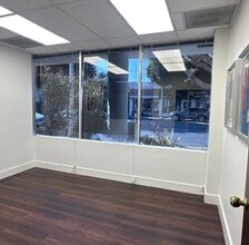 864 S Robertson Blvd, Los Angeles, CA for lease Building Photo- Image 2 of 7