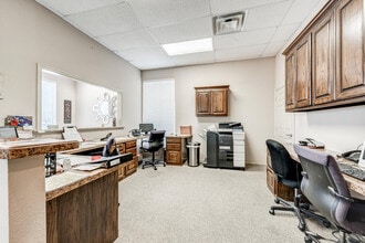 1834-1836 Keller Pky, Keller, TX à louer Photo intérieure- Image 2 de 5