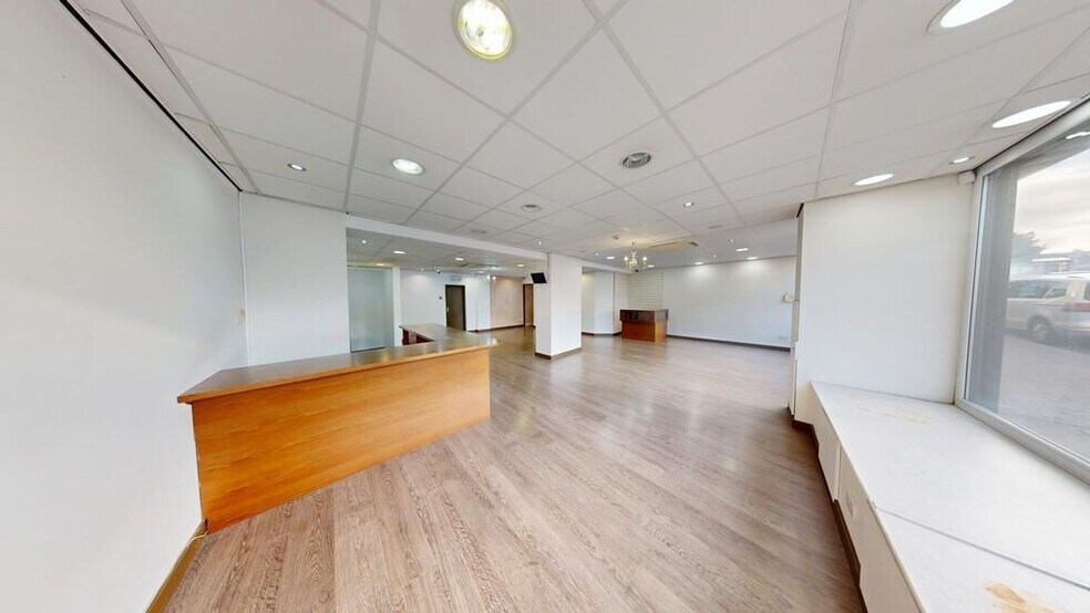 485 Leeds Rd, Bradford à louer - Photo du bâtiment - Image 2 de 8