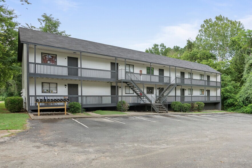 4011 Eunice St SW, Huntsville, AL à vendre - Photo principale - Image 1 de 14