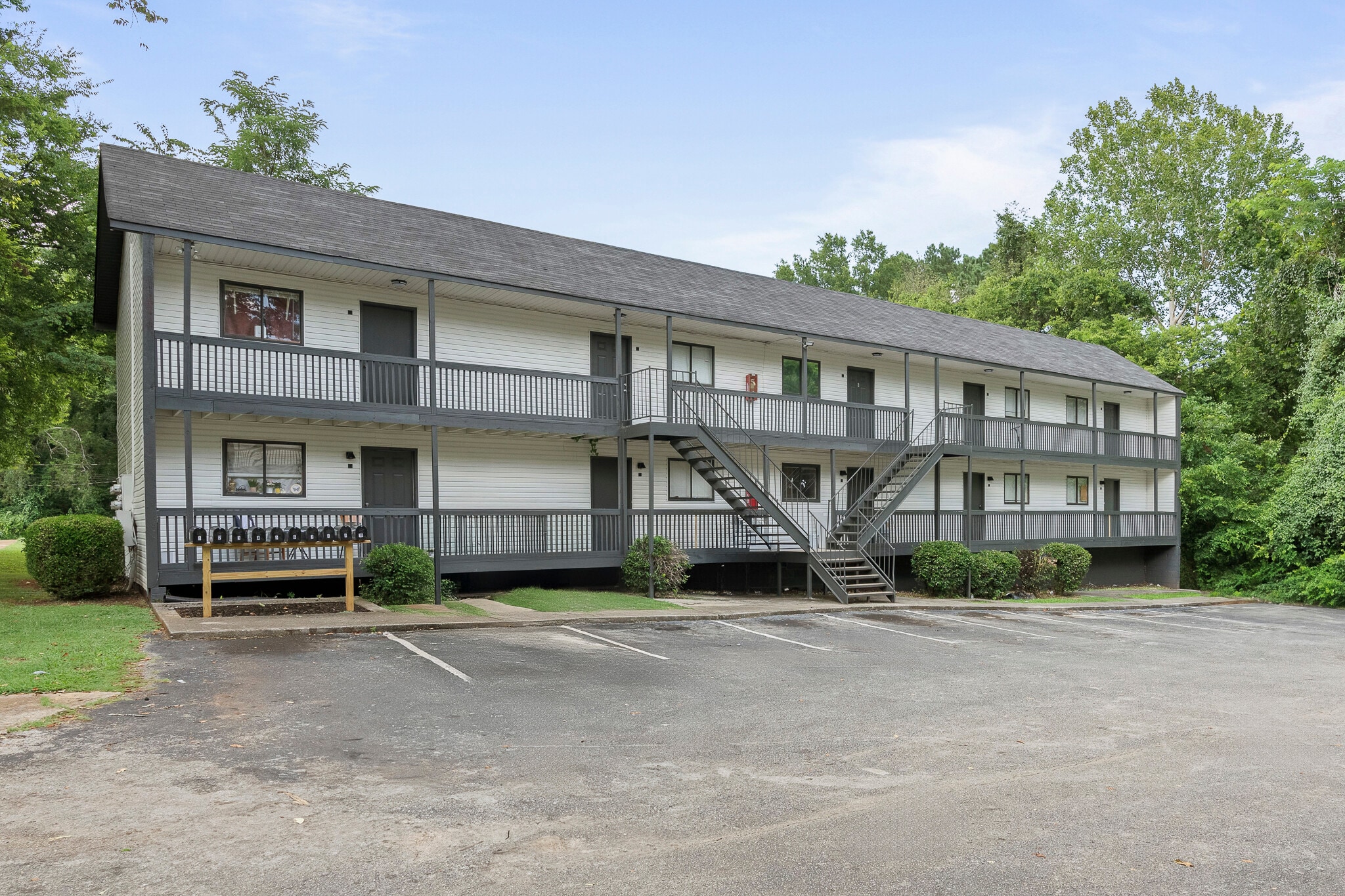 4011 Eunice St SW, Huntsville, AL for sale Primary Photo- Image 1 of 15