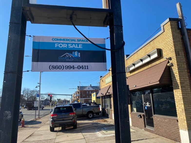 1541-1545 Main St, East Hartford, CT for sale - Building Photo - Image 1 of 1