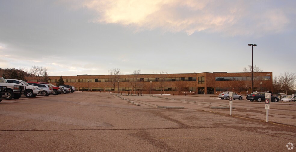 305 S Rockrimmon Blvd, Colorado Springs, CO for lease - Building Photo - Image 2 of 16
