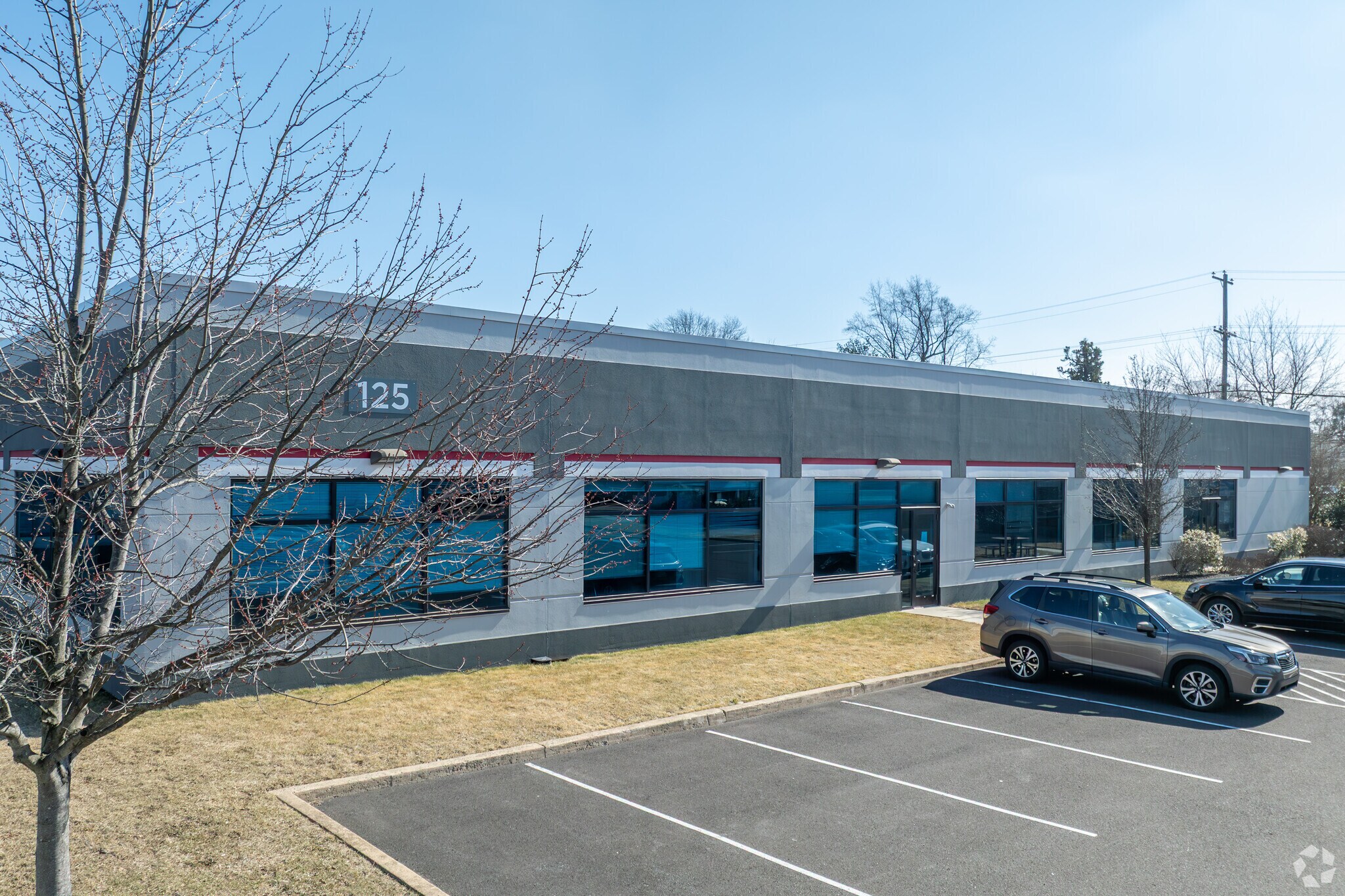 125 E County Line Rd, Warminster Township, PA for lease Primary Photo- Image 1 of 13