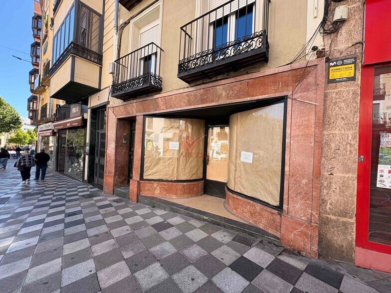 Immeuble residentiel dans Cuenca, Cuenca à vendre - Photo du bâtiment - Image 2 de 2