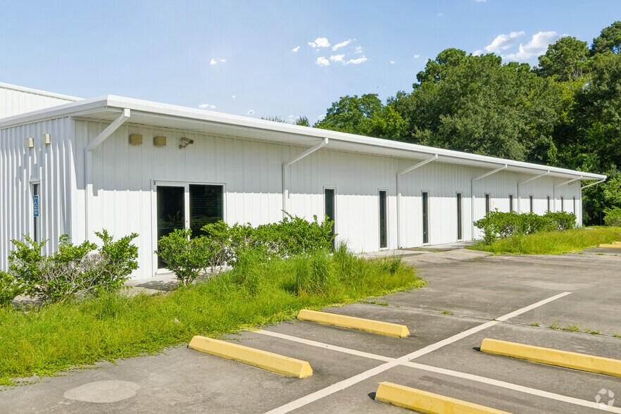 11939 Aldine Westfield Rd, Houston, TX à louer - Photo du bâtiment - Image 3 de 18