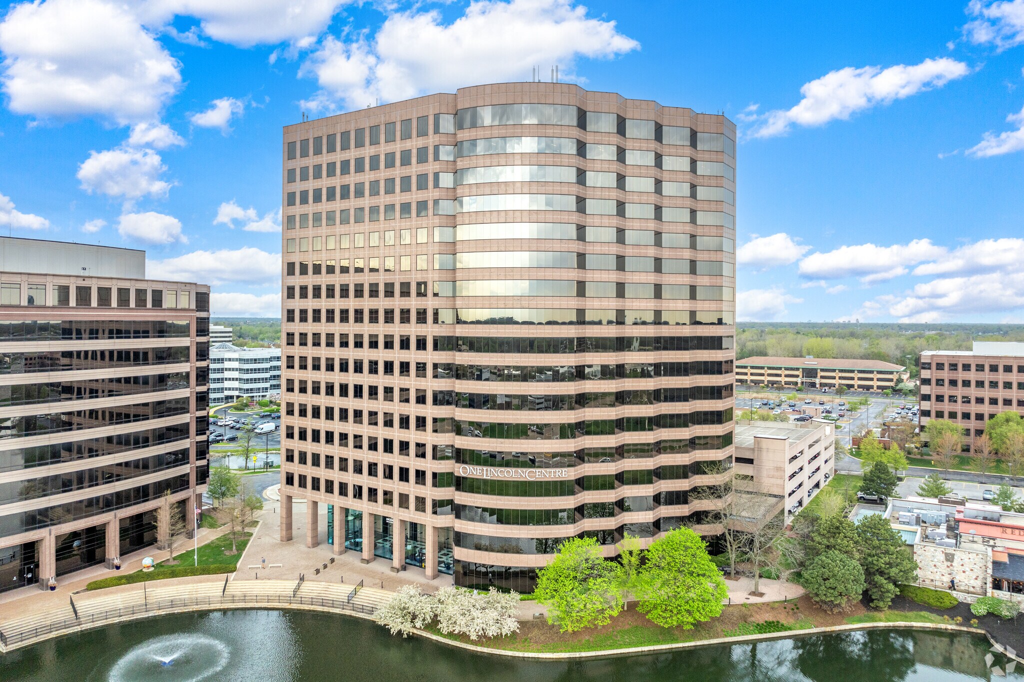 18W140 Butterfield Rd, Oakbrook Terrace, IL for lease Primary Photo- Image 1 of 30