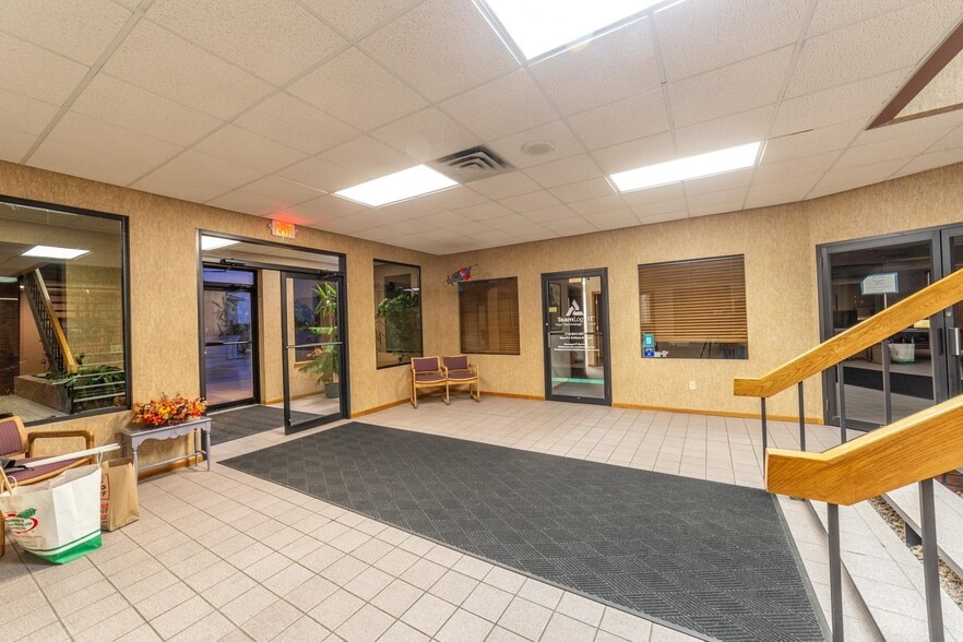 850 State Highway 153, Mosinee, WI à louer - Photo du bâtiment - Image 2 de 6