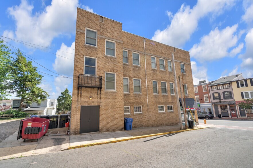 55-61 High St, Mount Holly, NJ à vendre - Photo du bâtiment - Image 2 de 14