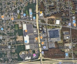 3017 N Ocean Ave, Farmingville, NY à louer Aérien- Image 1 de 6