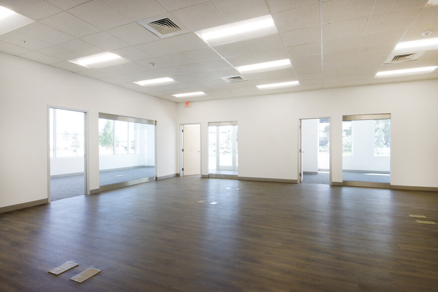 1700 Eller Dr, Fort Lauderdale, FL for lease - Interior Photo - Image 3 of 3