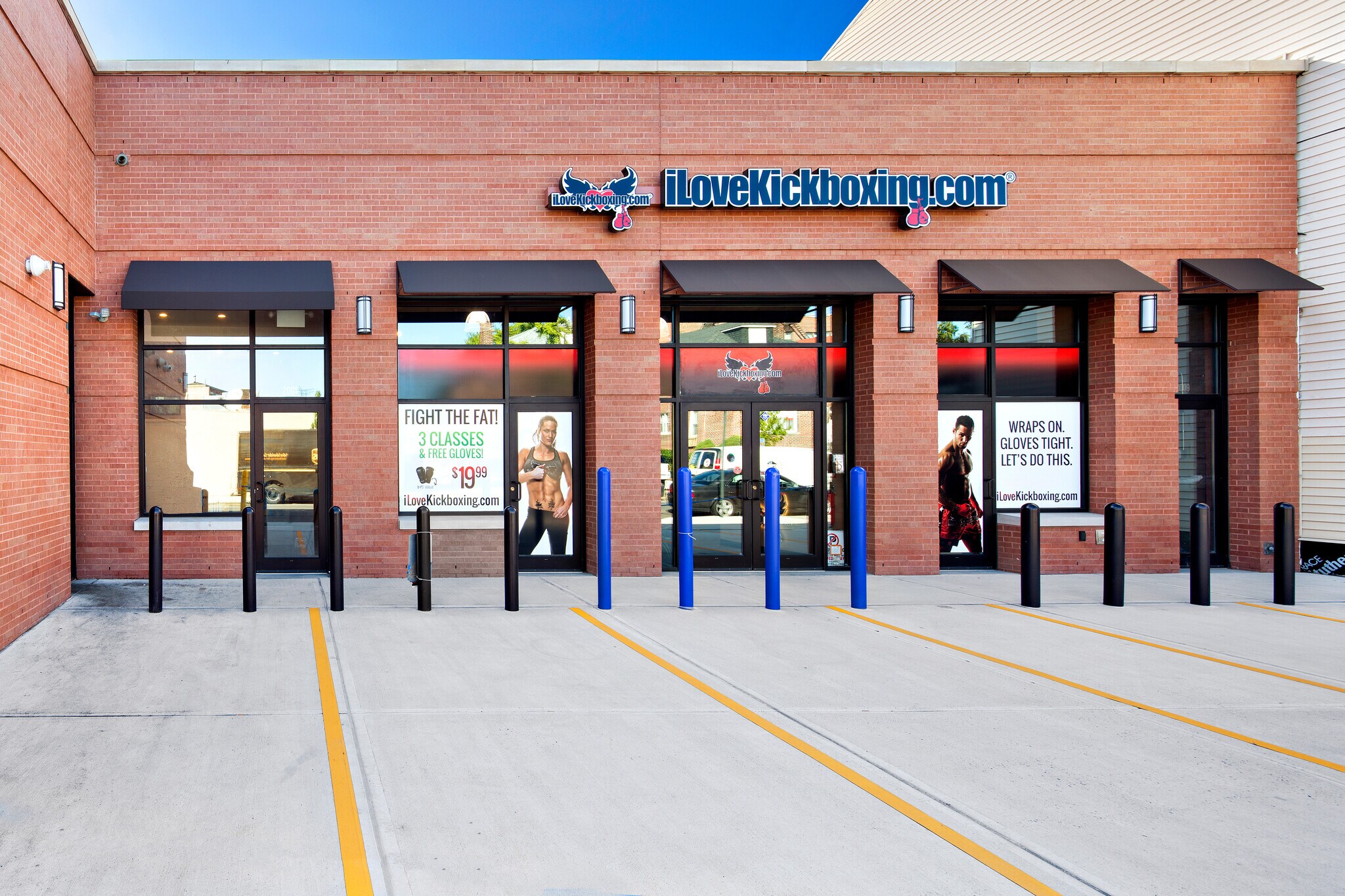 3261-3267 Westchester Ave, Bronx, NY à louer Photo du bâtiment- Image 1 de 19